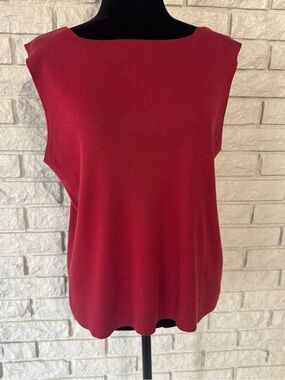 Sleeveless Knit Shell Top - Burgundy